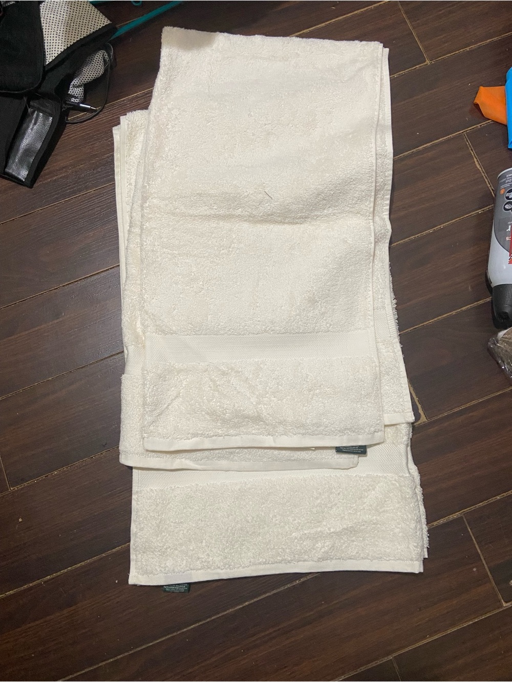 Ralph Lauren Cream Bath Towel Set 2 PC 29 X 53”